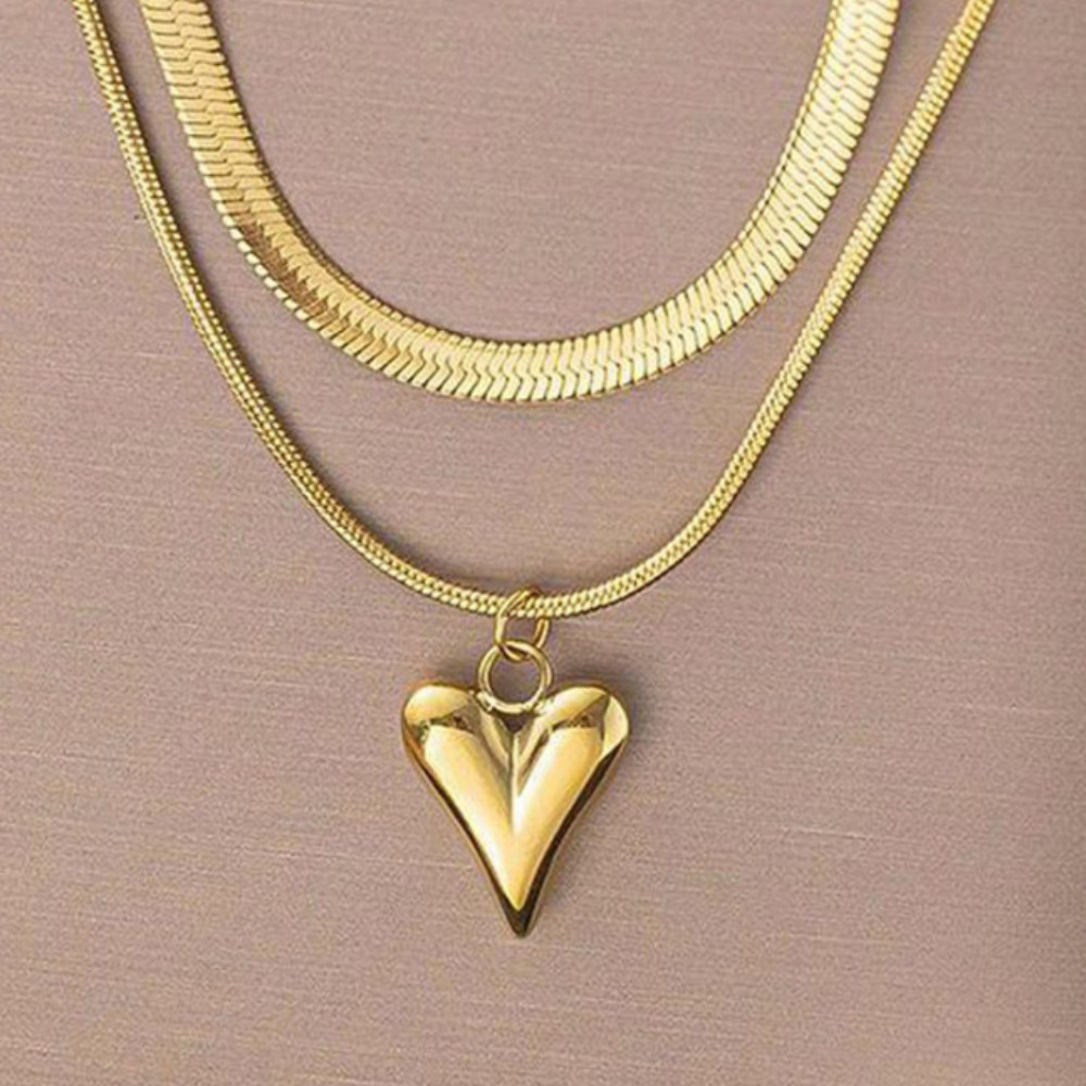 Double Heart Chain Necklace 02