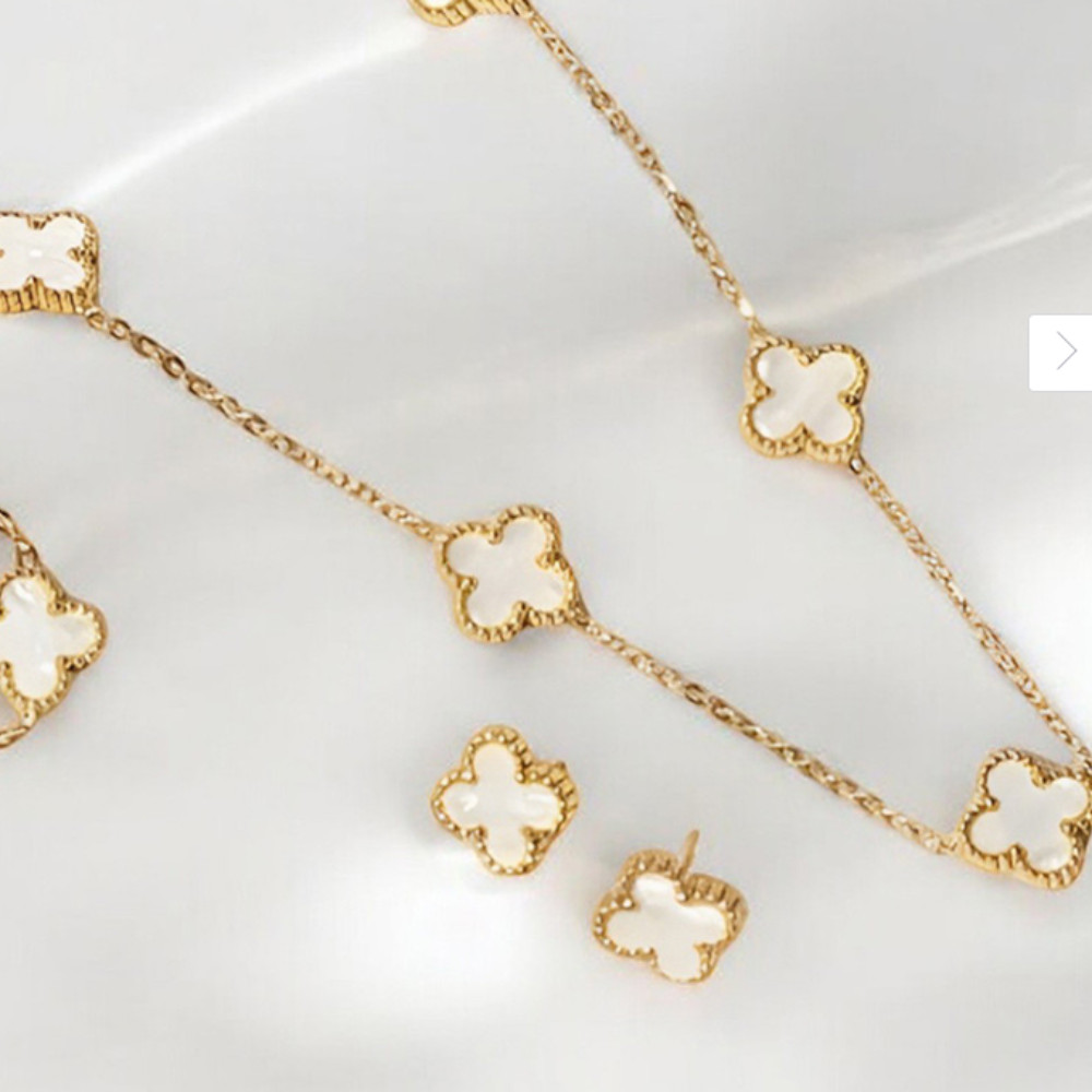 Anti-Tarnish Black & White Clover Jewellery Set Combo